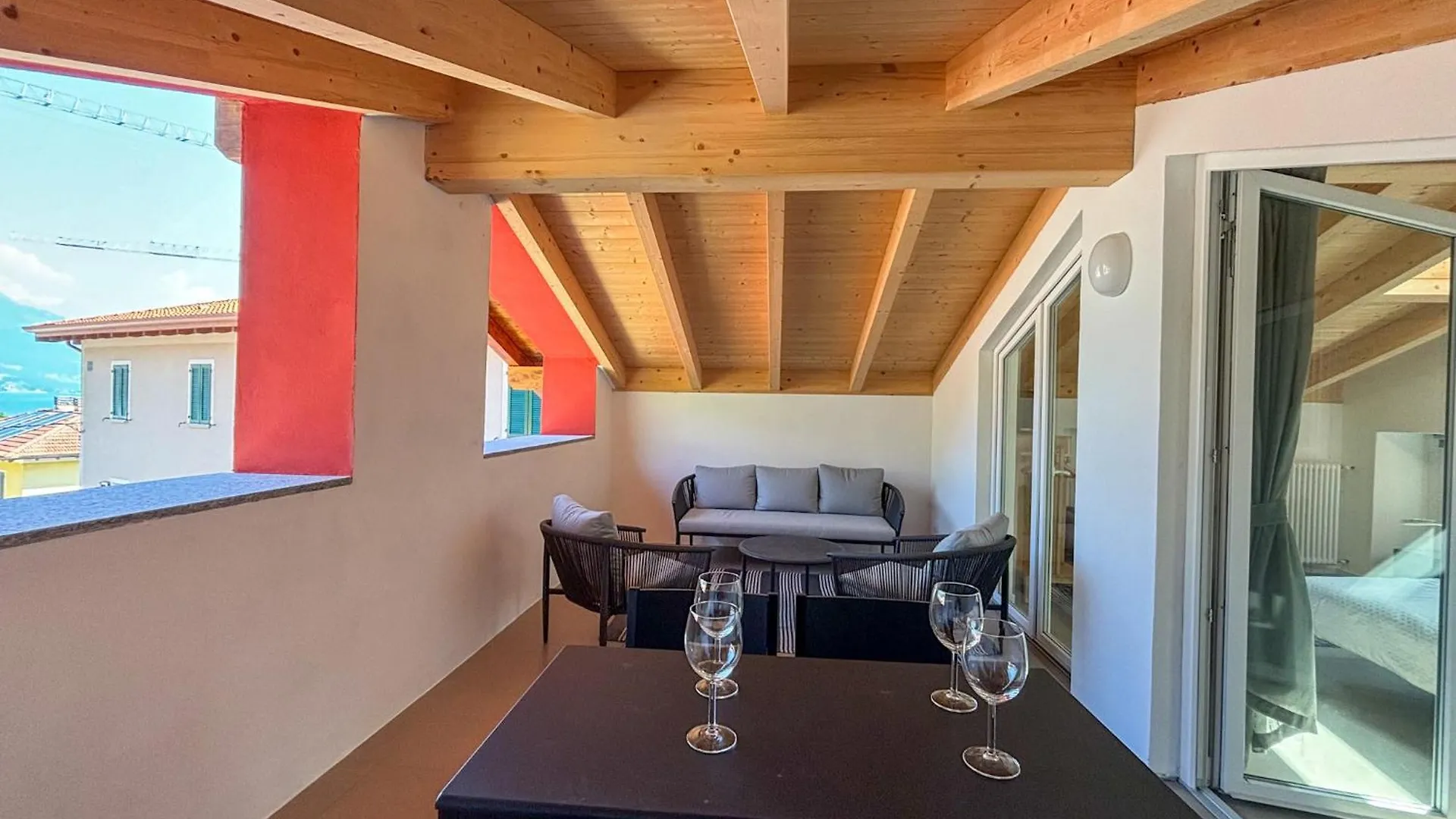 Villa Perla Rossa A Due Passi Dal Lago Pianello Del Lario 0*,  Italien